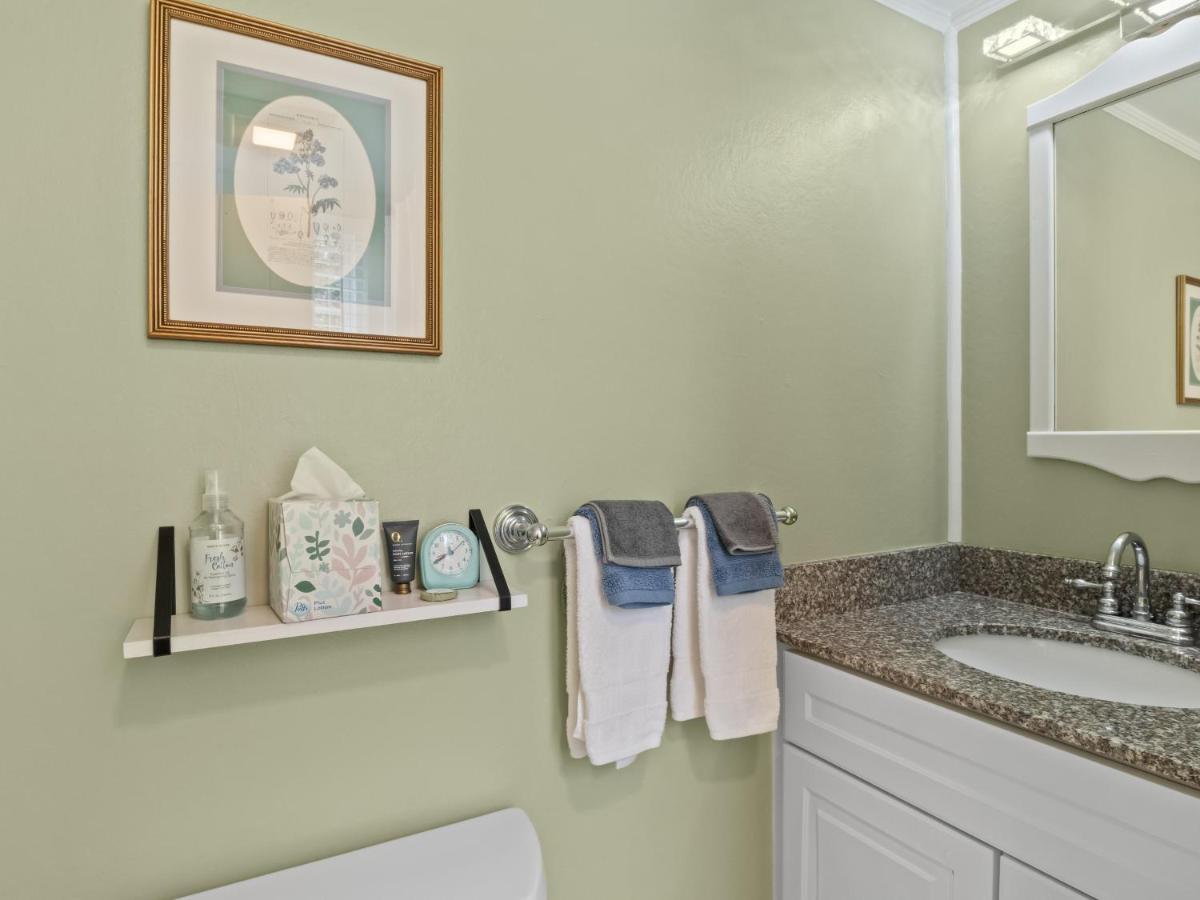 The Seagrove Suites & Guest Rooms Истхам Екстериор снимка