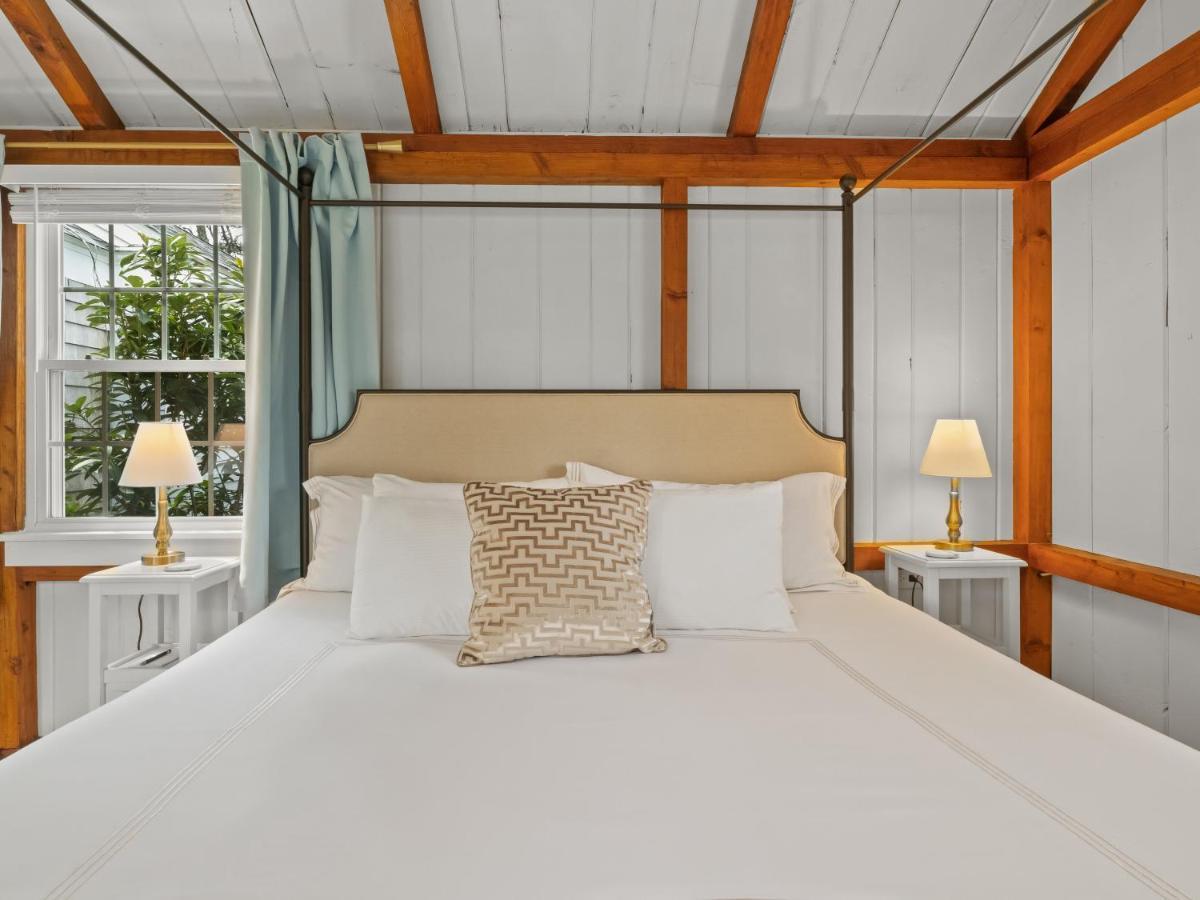 The Seagrove Suites & Guest Rooms Истхам Екстериор снимка